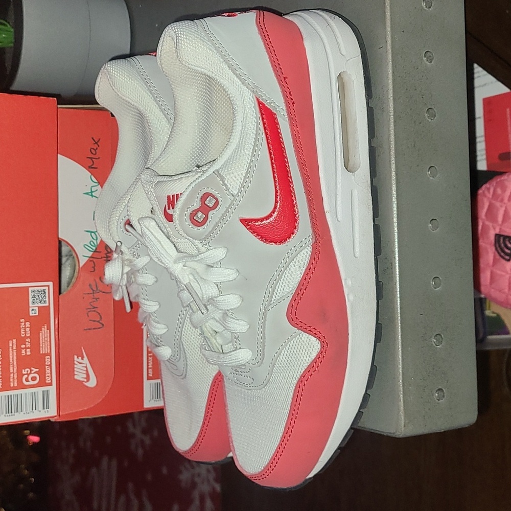 Air Max 1 GS Size 6.5Y Gray w/University Red